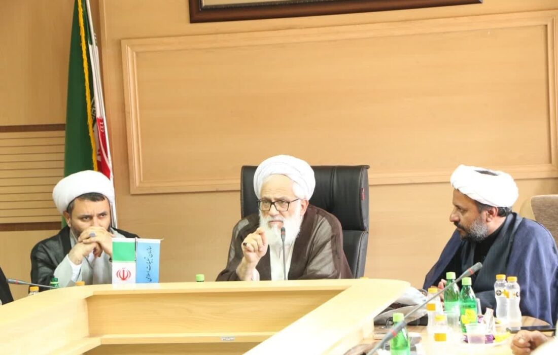 نشست تخصصی مبلغان سنندج برای ارتقای روش‌های تبلیغ دینی