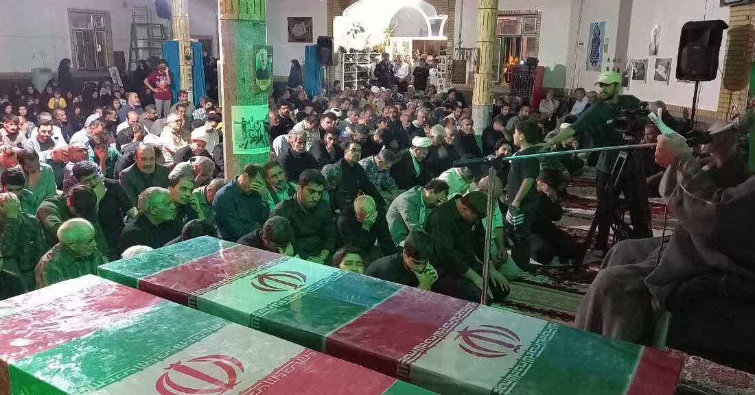 آئین وداع با دو نفر از شهدای وطن در بیجار برگزار شد