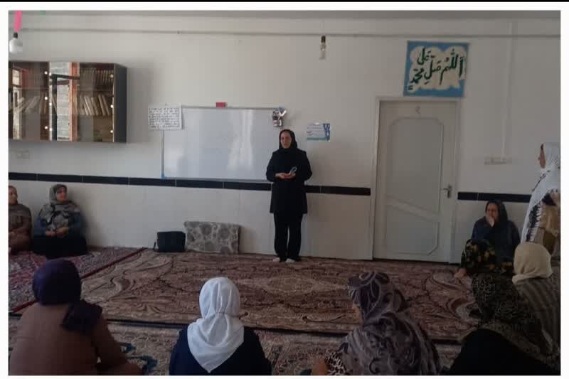 برگزاری کارگاه آموزشی مهارت های فرزندپروری در مسجد امام شافعی سنندج