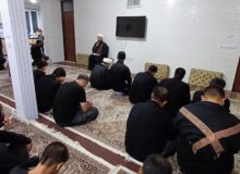 احیای فرهنگ عاشورایی در محفل خانگی شب هفدهم محرم
