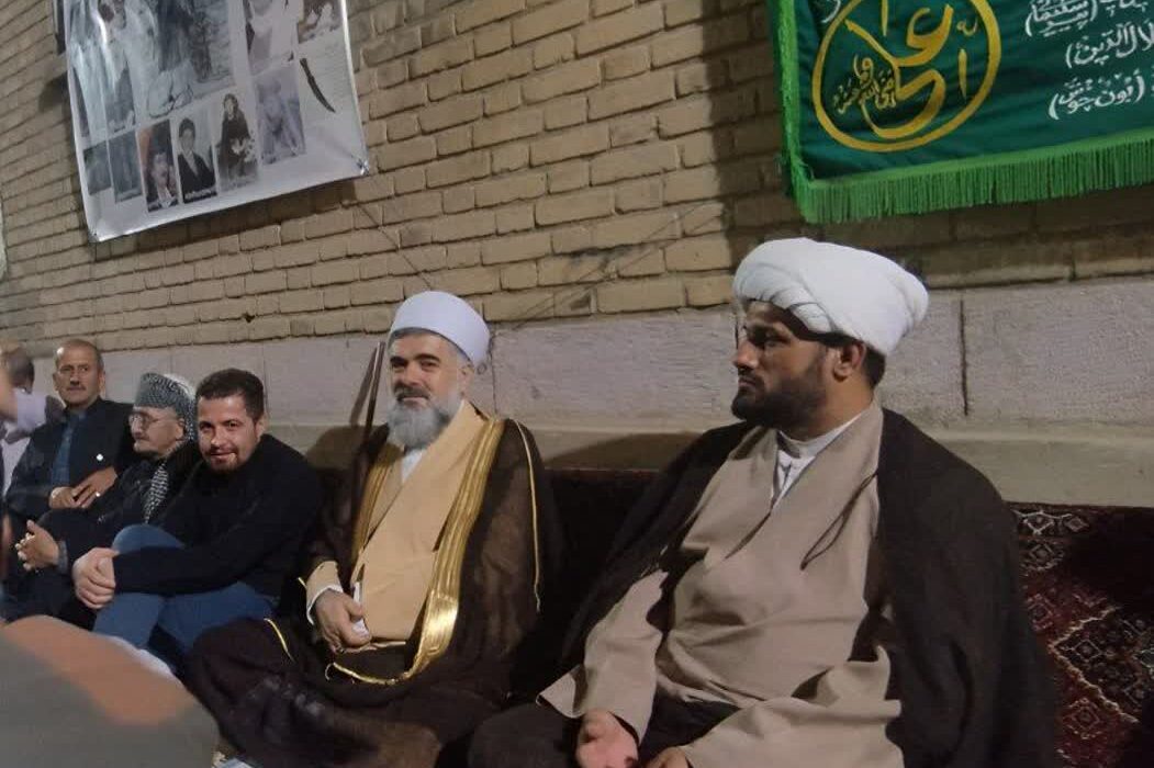 برگزاری مراسم مولودیخوانی به مناسبت ماه ربیعالاول در سنندج