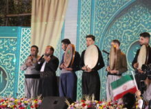 طنین ندای «جه ژنه ن شادیه ن» با اجرای گروه دف‌نوازی شهرستان سقز در جشن امت احمد(ص)