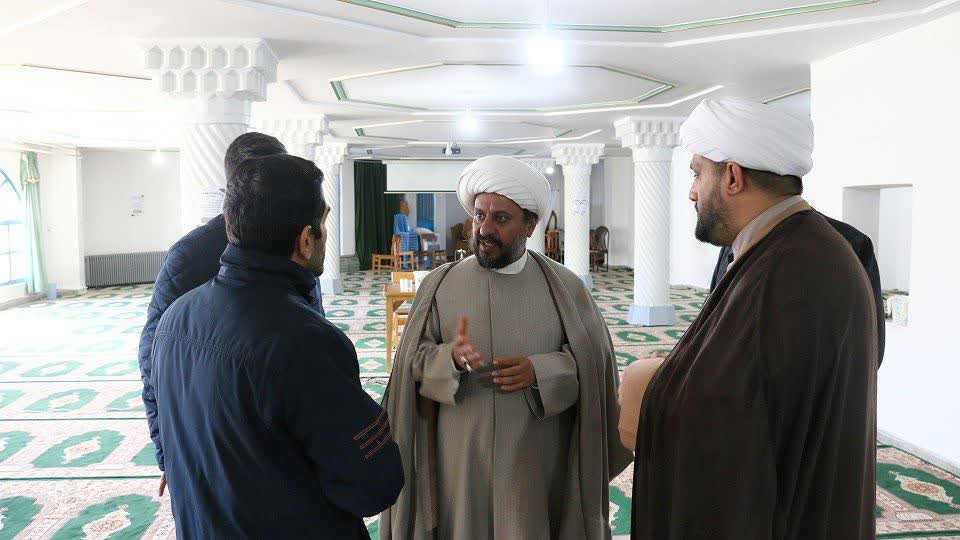 بازدید مدیرکل تبلیغات اسلامی کردستان از مسجد جامع سنندج برای برنامه‌ریزی اعتکاف